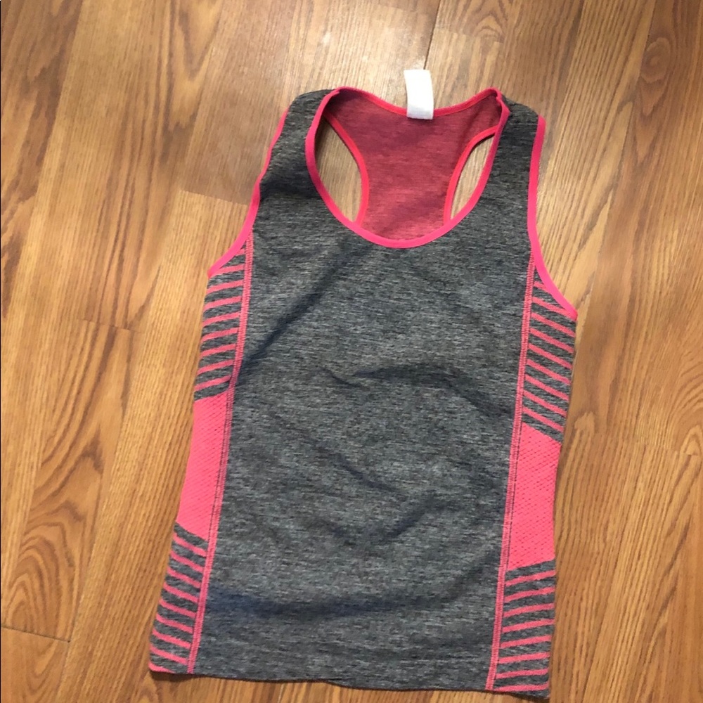 Workout top